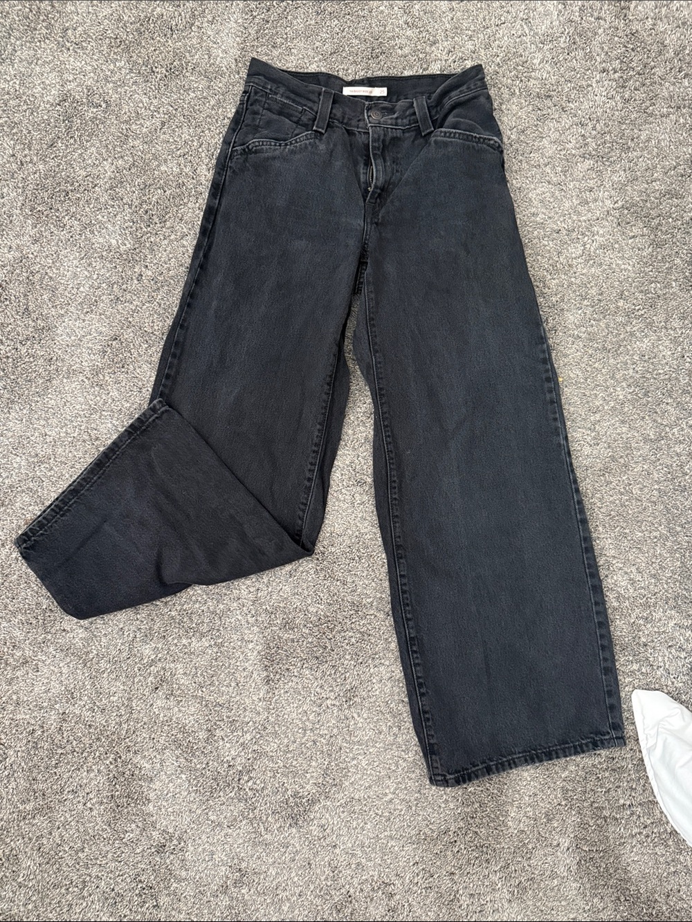 Levi’s- The ‘94 Baggy Wide Leg Black Jeans